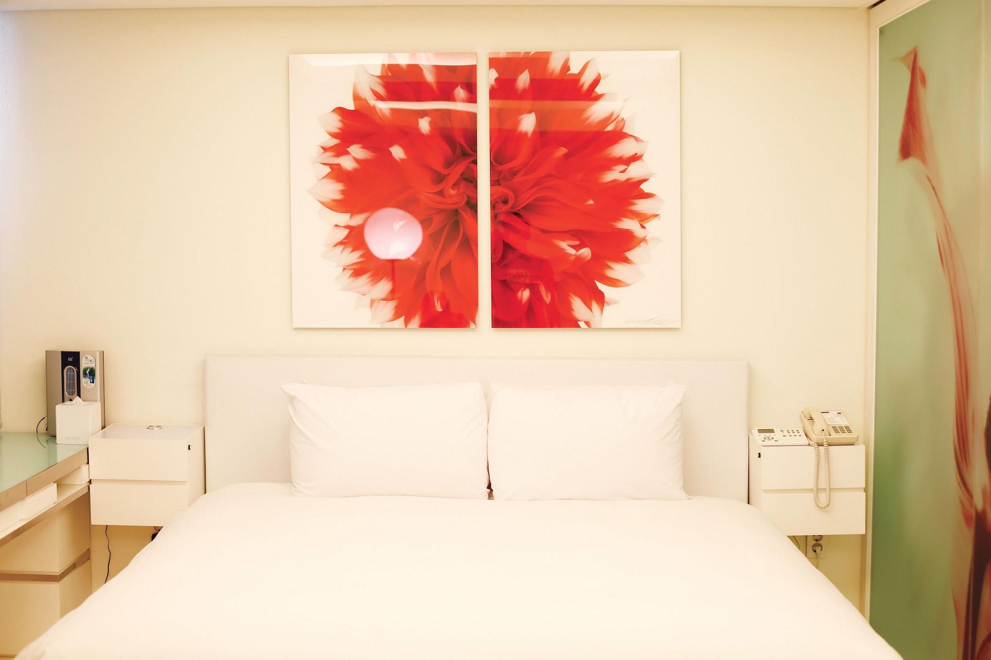 Grand Mercure Ambassador 4*