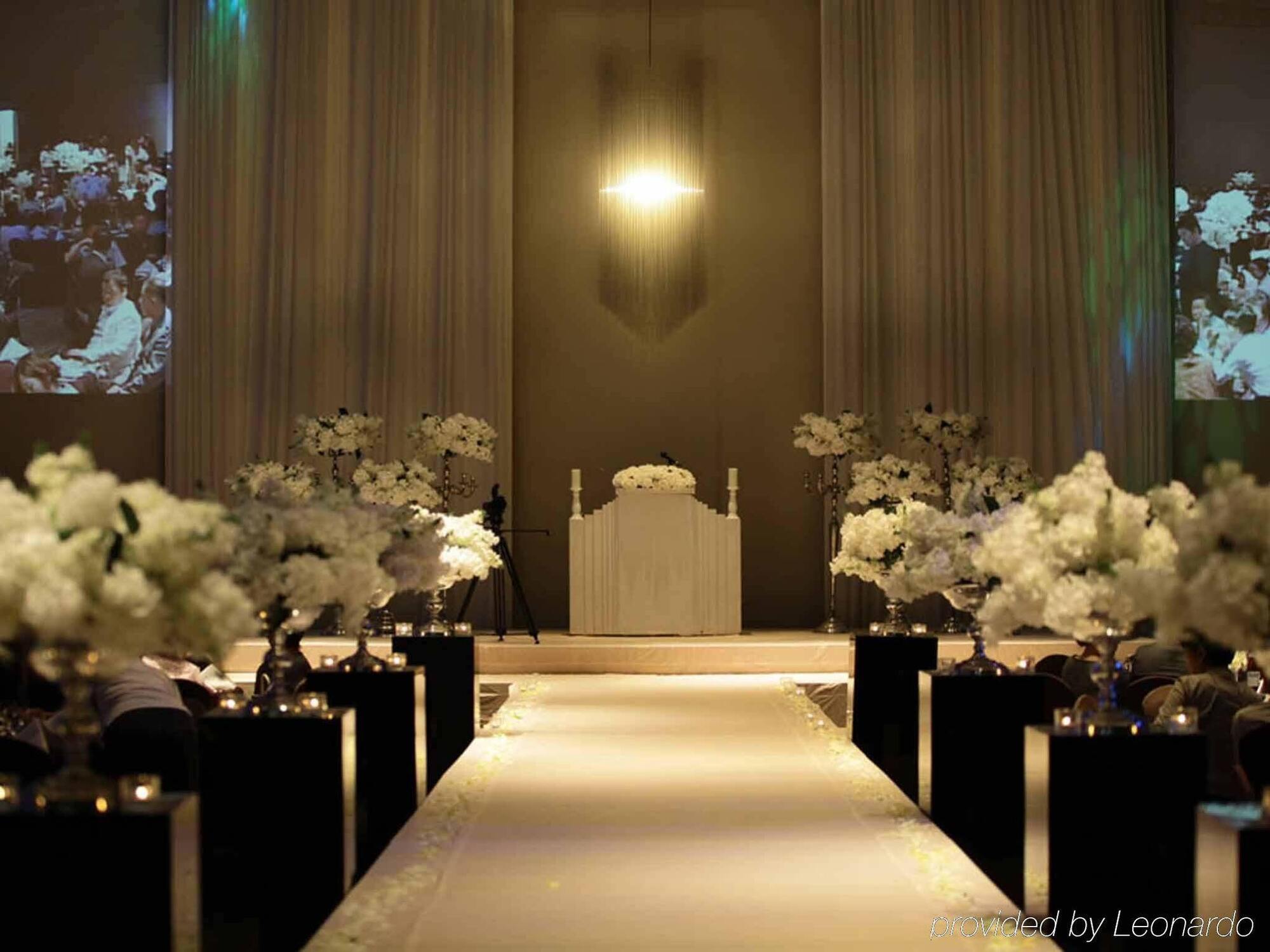 Hotel Grand Mercure Ambassador